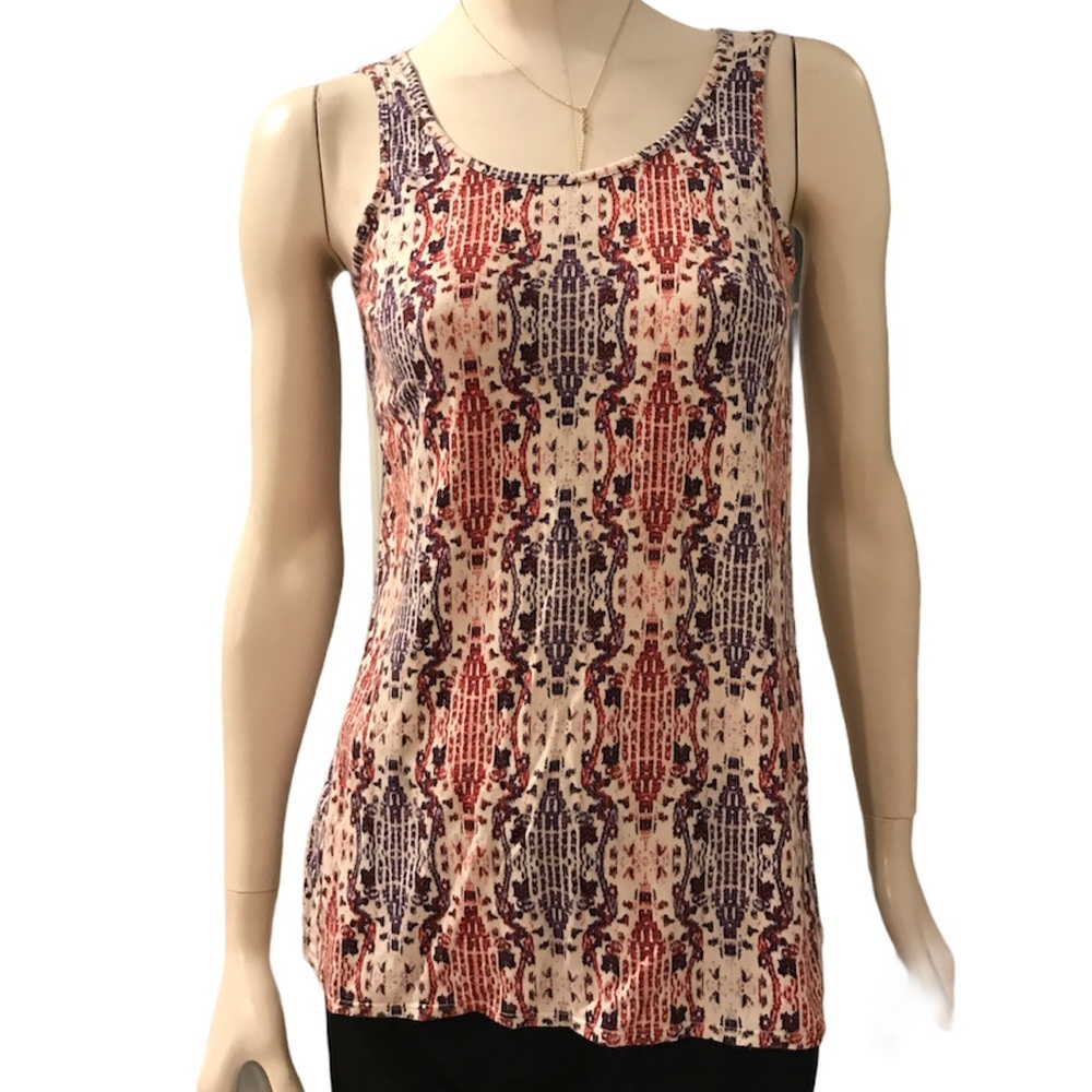 Printed Top by Rose + Olive Sz M womens Sleeveless Button Back White Pink